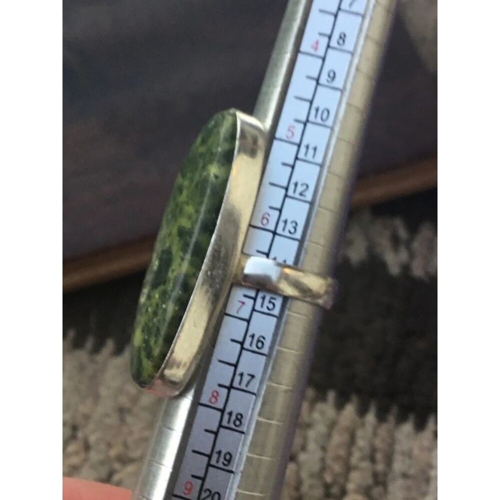 Size 6.5 Boho Hippie Chunky Green Serpentine Ring